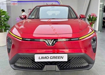 Xe VinFast Limo Green AT 2026