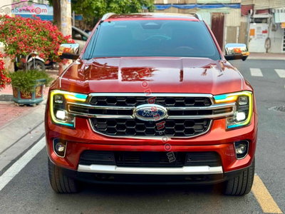 Xe Ford Everest Titanium Plus 2.0L 4x4 AT 2022