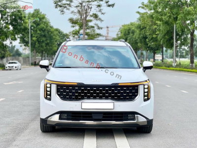 Xe Kia Carnival Signature 2.2D 2025