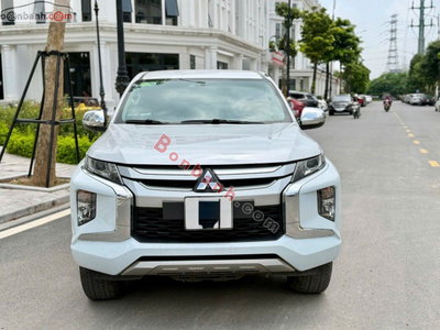 Xe Mitsubishi Triton 4x2 AT Mivec Premium 2020