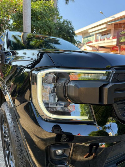 Ford Everest Sport 2025 Đen 2 vạn