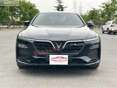 Xe VinFast Lux A 2.0 Base 2.0 AT 2021
