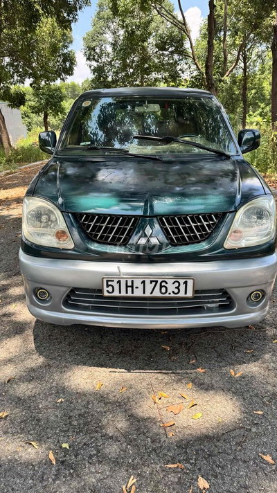 Mitsubishi Jolie 2004 Xanh