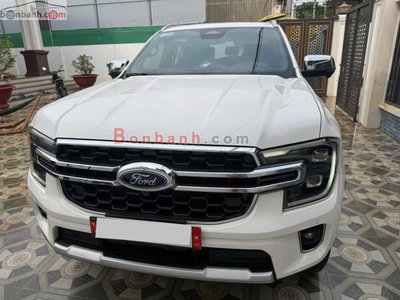 Xe Ford Everest Titanium Plus 2.0L 4x4 AT 2025