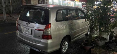 Toyota Innova 2014 Vàng cát