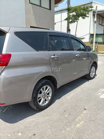 Toyota Innova 2019 Nâu vàng bs hà nội chính chủ