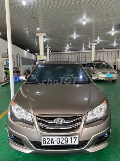 Hyundai Avante 2014 xe gia đình tự động giá 260tr