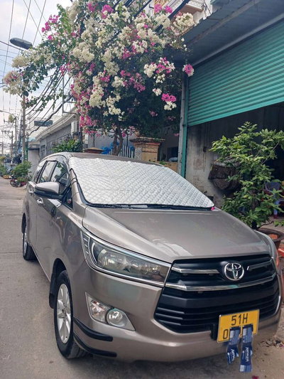 Toyota Innova 2019 E2.0 320000 km Nâu