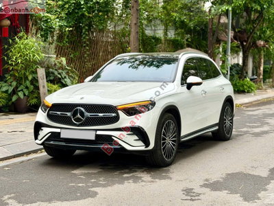 Xe Mercedes Benz GLC 300 4Matic 2023