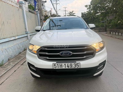 Ford Everest 2019 Ambient Trắng