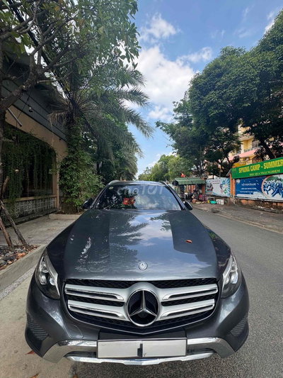 Mercedes GLC 250 4Matic Xám