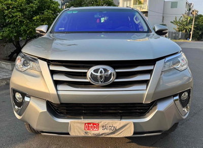 Toyota Fortuner 2017 70000 km Bạc