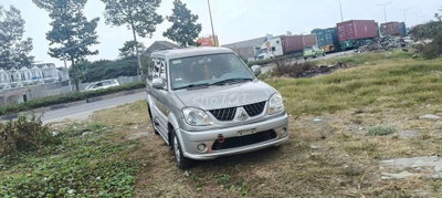 Mitsubishi Jolie 7 chỗ Bạc