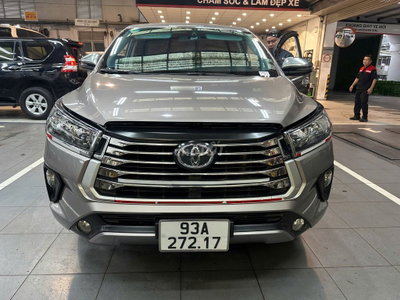 Toyota Innova 2021 số sàn, hàng hiếm chính hãng