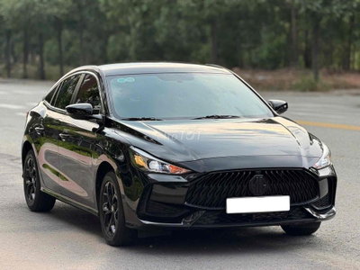 MG MG5 2022 STD 37000 km Đen