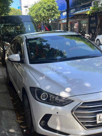 Hyundai Elantra GLS 2.0 AT 2017 Trắng