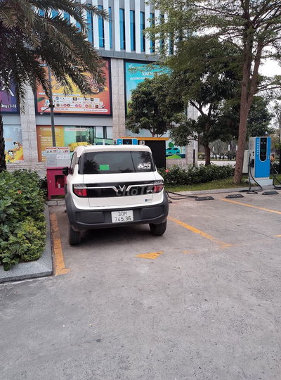VinFast VF3 siêu lướt sạc không giới hạn km