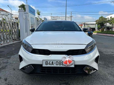 Kia K3 2022 Số sàn Trắng