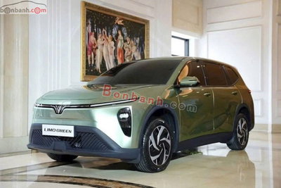 Xe VinFast Limo Green AT 2026