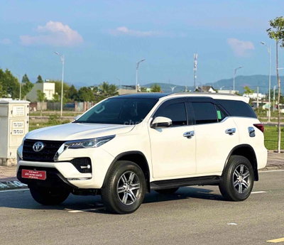 Toyota Fortuner 2021 Trắng