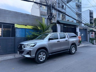 Toyota Hilux 2020 E tự động 1 chủ cực đẹp sẵn dùng