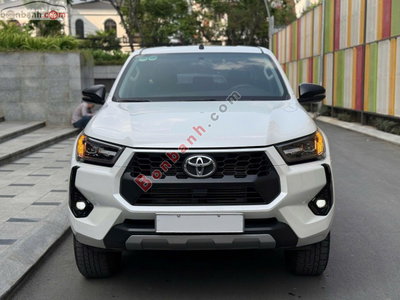Xe Toyota Hilux 2.4L 4x2 AT 2025
