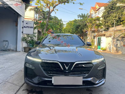 Xe VinFast Lux A 2.0 Base 2.0 AT 2021