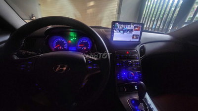 Hyundai Genesis 2011 Đỏ 90000 km