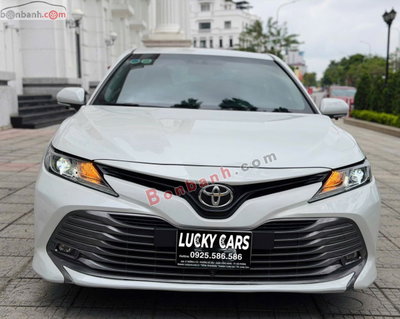 Xe Toyota Camry 2.0G 2021