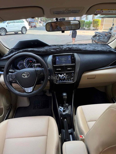 Toyota Vios G 2022 9.800 km Vàng cát
