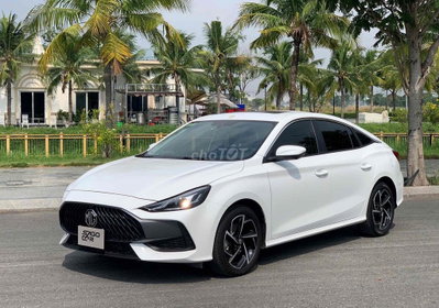 MG5 Luxury 2024 Trắng 12.000 km, 1 chủ từ đầu