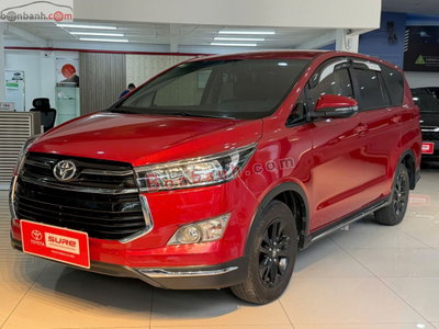Xe Toyota Innova 2.0 Venturer 2019