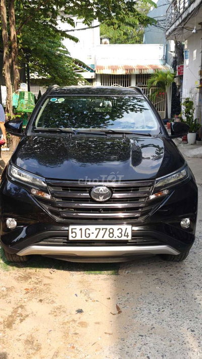 Toyota Rush 2018 Đen 7 chỗ