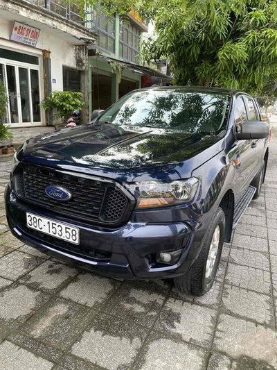 Ford Ranger XLS 2020 Xanh đen 57.000 Km