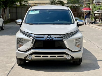Mitsubishi Xpander AT model 2022 màu trắng