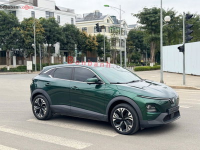 Xe VinFast VF6 Plus 2025