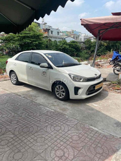KIA Soluto 1.4AT Trắng 156320 km