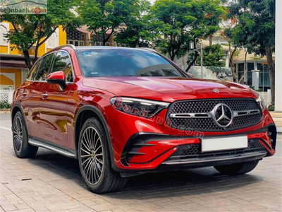 Xe Mercedes Benz GLC 300 4Matic 2023