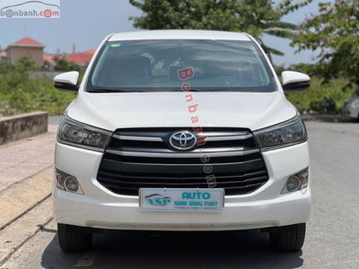 Xe Toyota Innova 2.0E 2019