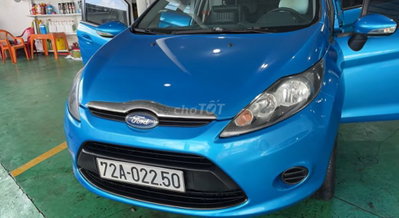 Ford Fiesta 2011 tự động 1.6 giá 180tr