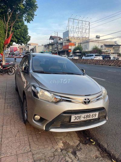 Toyota Vios 2017 E Vàng cát