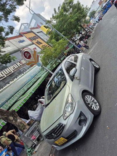 Mitsubishi Attrage 2018 Bạc