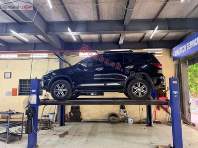 Xe Toyota Fortuner 2.7V 4x2 AT 2019