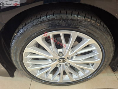Xe Toyota Camry 2.5Q 2020