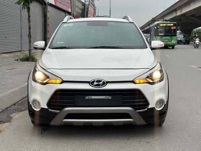 Hyundai I20 Active 2016 100000 km Trắng