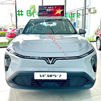 Xe VinFast VF MPV 7 AT 2026