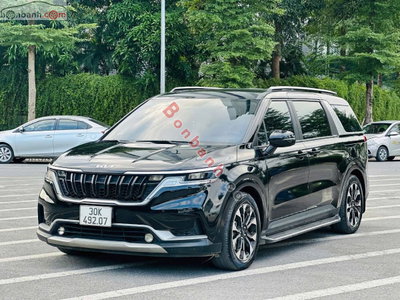 Xe Kia Carnival Luxury 2.2D 2023