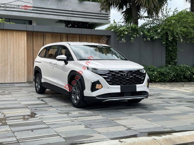 Xe Hyundai Custin Tiêu Chuẩn 1.5T 2026