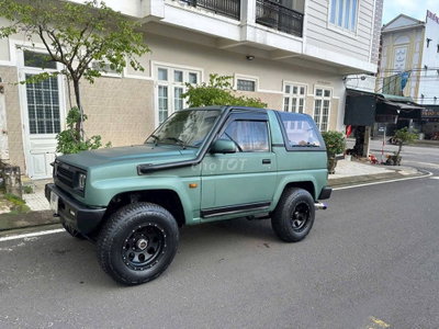 Daihatsu Feroza 1991 Xanh rêu