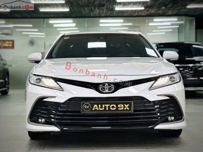 Xe Toyota Camry 2.0Q 2023